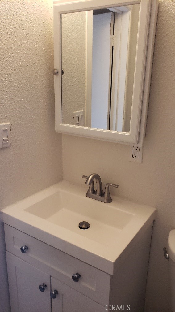 Residential Lease for rent at 1040 E I ADU, Ontario CA featuring 1 bed and 1 bath