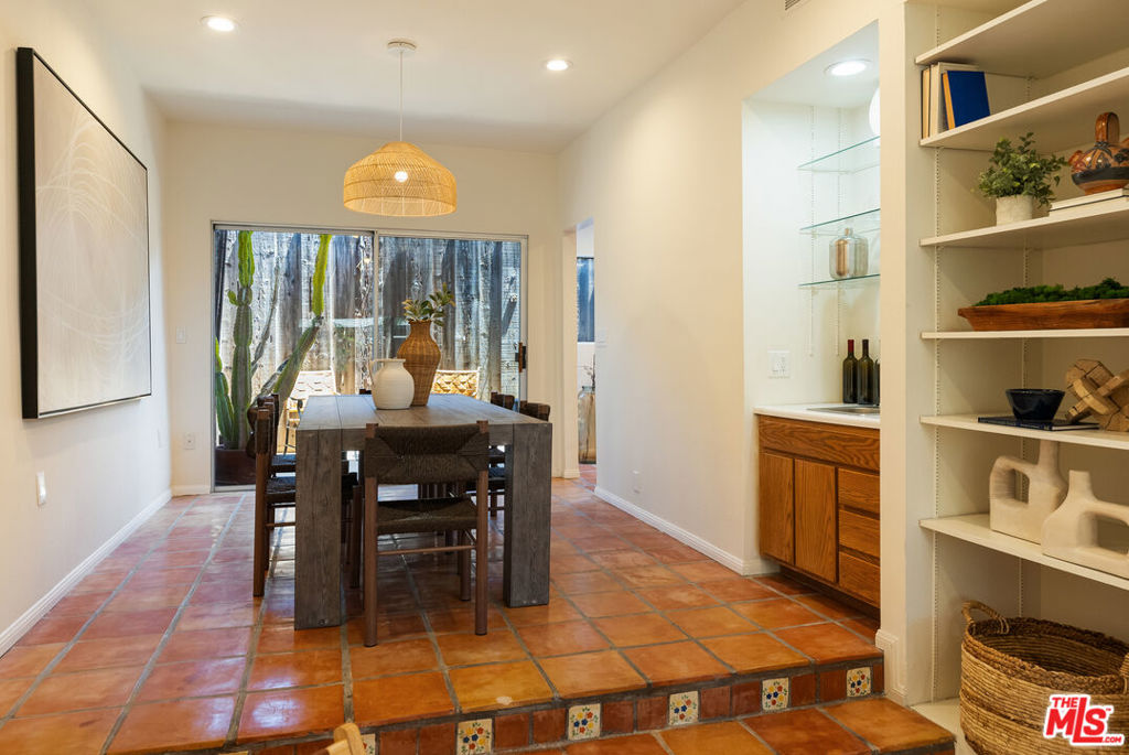 Residential for sale at 1013 16th Street 104, Santa Monica, Los Angeles CA featuring 3 beds and 3 baths