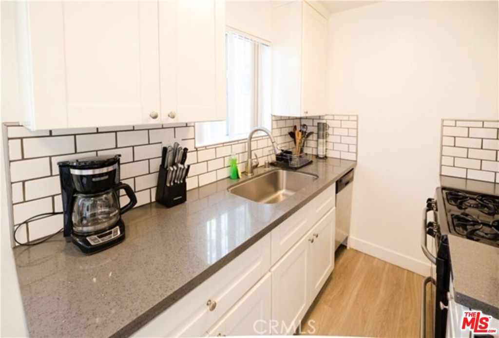 Residential Income for sale at 508 N Ardmore Avenue, Los Angeles CA featuring 11 beds and 6 baths