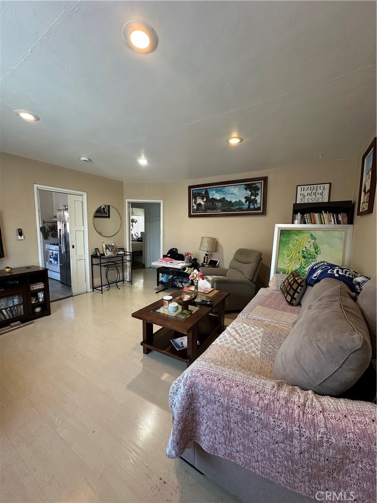 Duplex for sale at 3318 Thelma Avenue, Los Angeles, CA