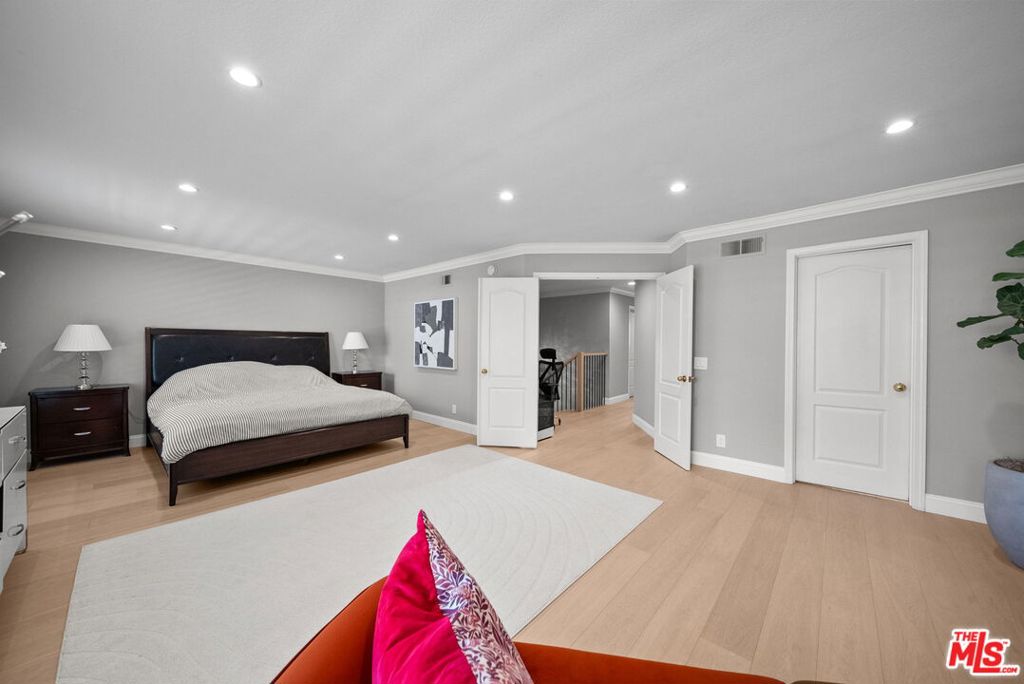 Residential Lease for rent at 5413 Mark Court, Agoura Hills CA featuring 3 beds and 3 baths