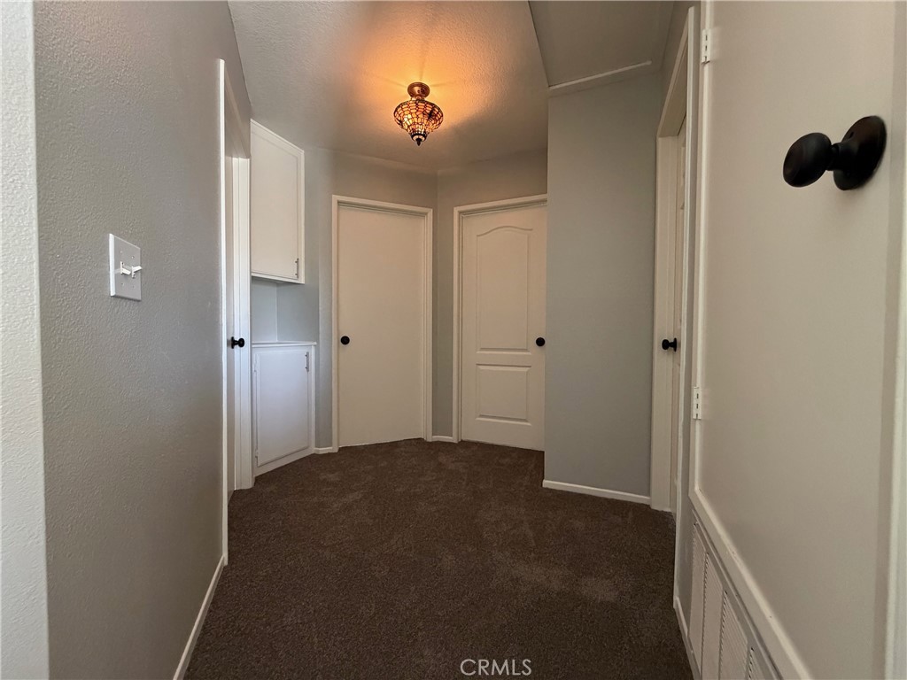 Residential Lease for rent at 14610 Green River, Victorville CA featuring 3 beds and 3 baths