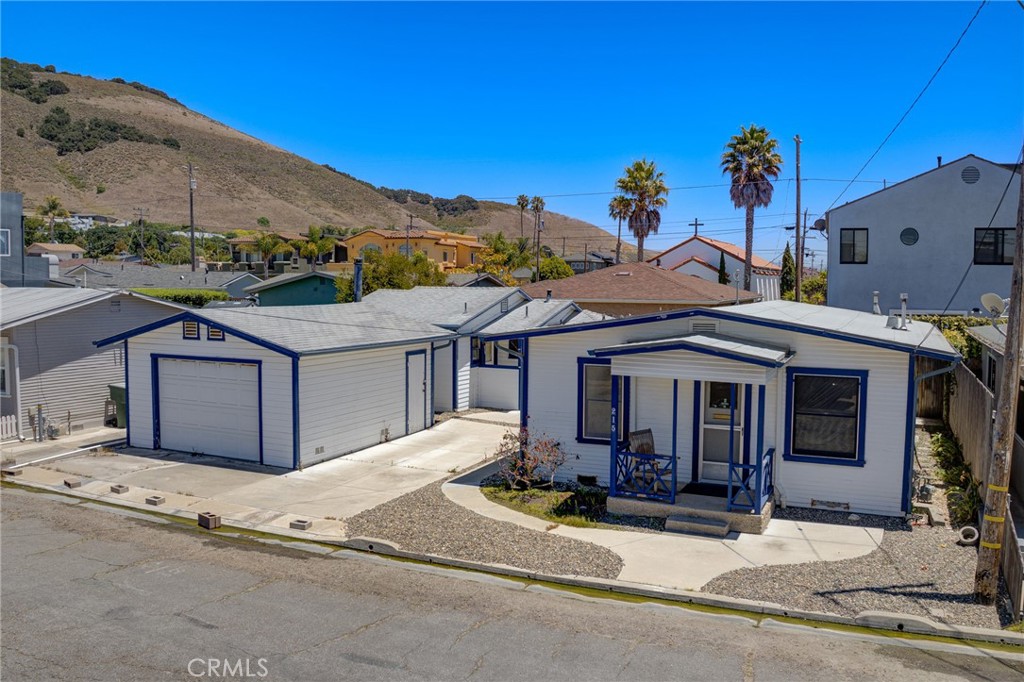 Residential for sale at 215 Boeker, Pismo Beach CA featuring 3 beds and 2 baths