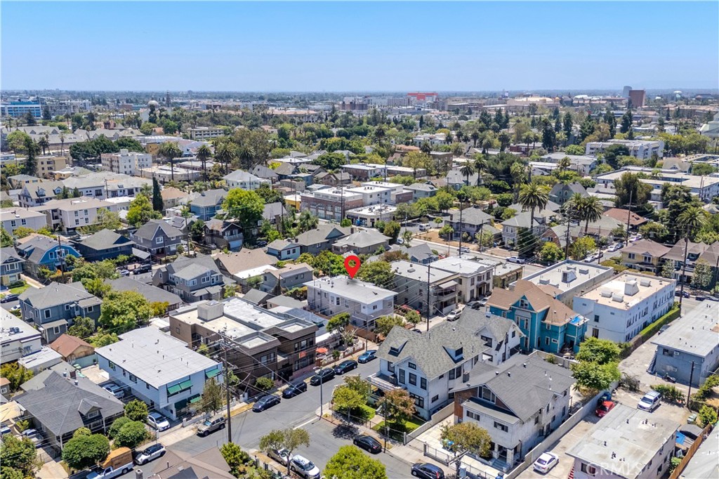 Residential Income for sale at 2208 Toberman Street, Los Angeles CA