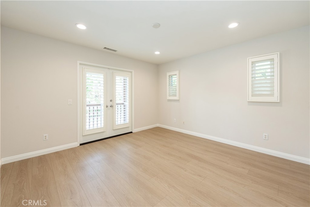 Residential Lease for rent at 76 Great Lawn, Irvine CA featuring 2 beds and 3 baths