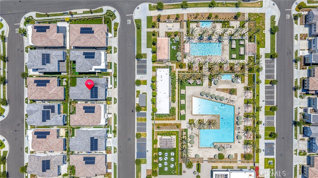 Residential Lease for rent at 190 Orange, Lake Forest, Orange County, CA featuring 5 beds and 5 baths