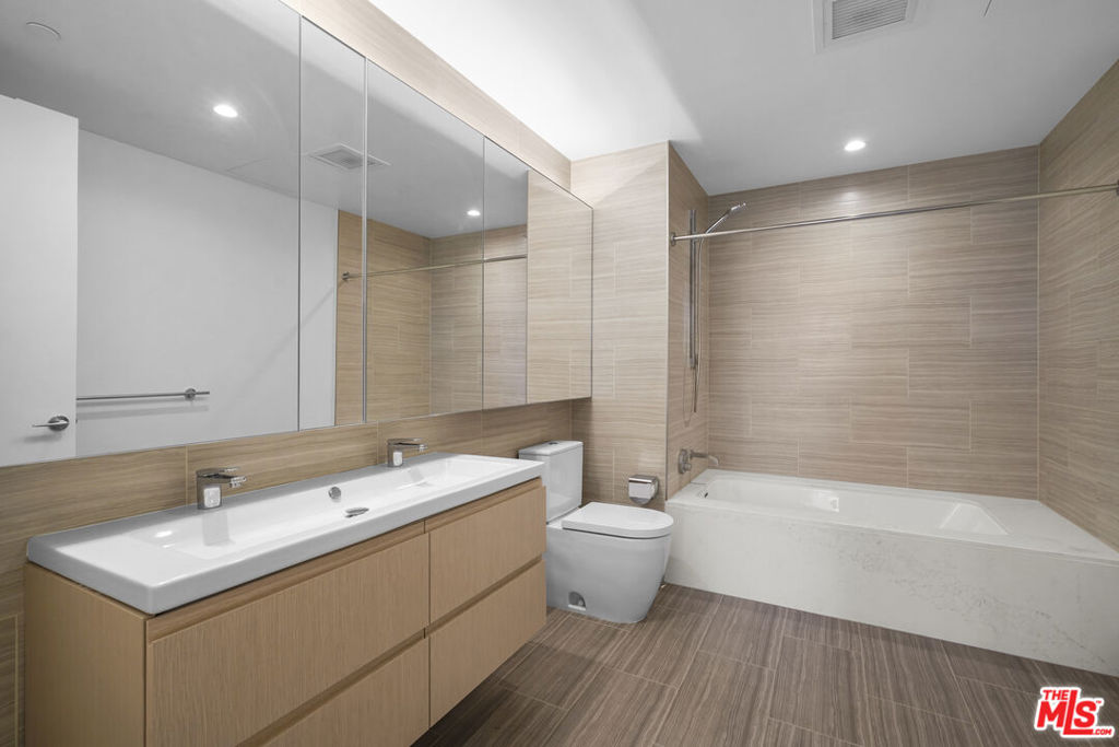 Residential for sale at 877 Francisco Street 2811, Los Angeles CA featuring 2 beds and 2 baths