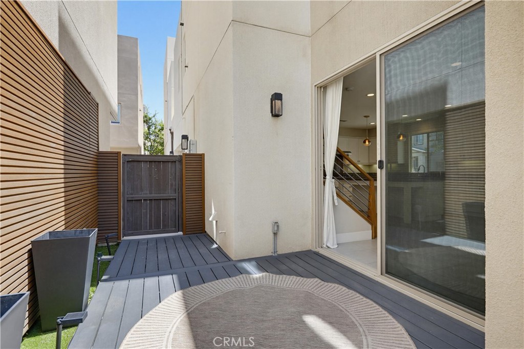 Residential Lease for rent at 215 Carmine, Irvine CA featuring 3 beds and 3 baths