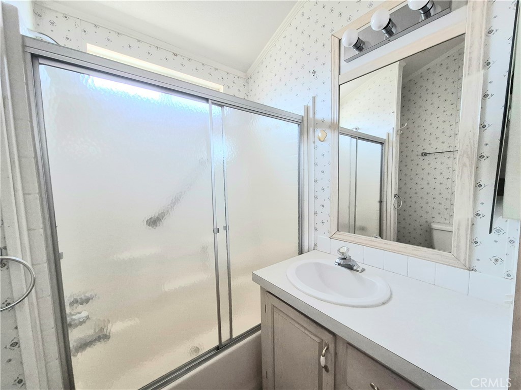 Residential for sale at 1295 106 S Cawston Avenue #106, Hemet, Riverside CA featuring 1 bed and 1 bath