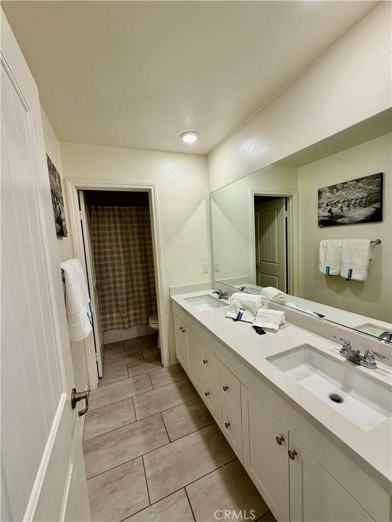 Single Family Residence for rent at 2755 Arches Court, Jurupa Valley, CA featuring 5 beds and 4 baths