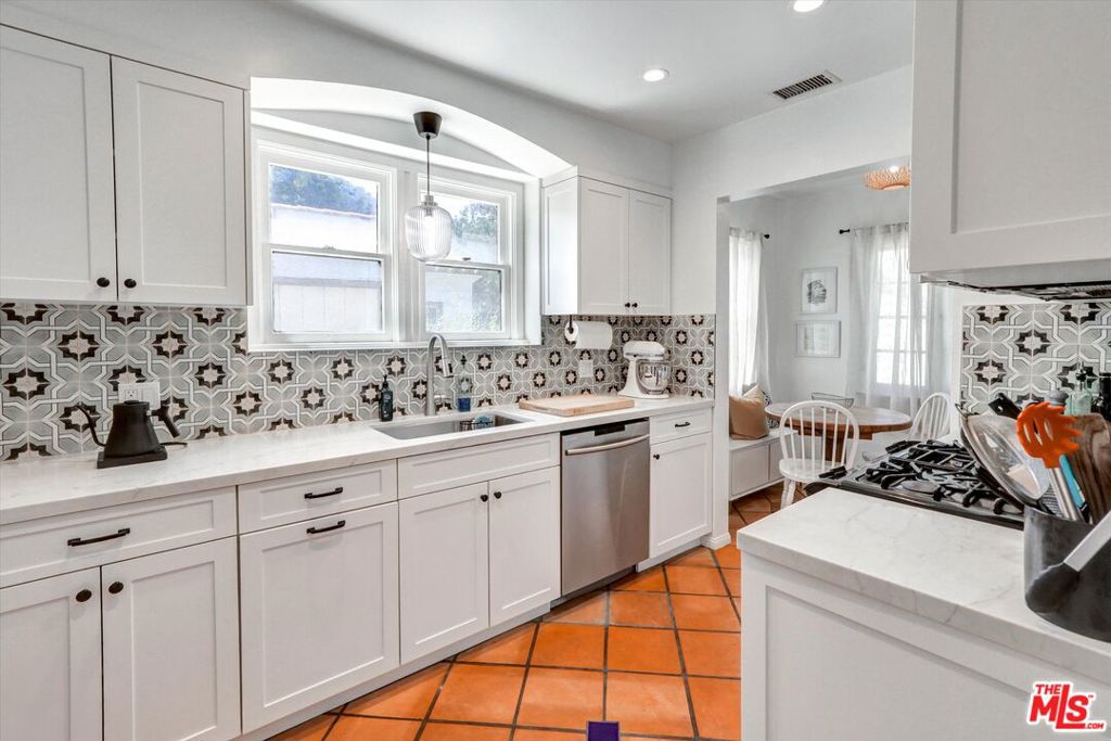 Residential for sale at 3622 Veteran Avenue, Los Angeles CA featuring 3 beds and 3 baths