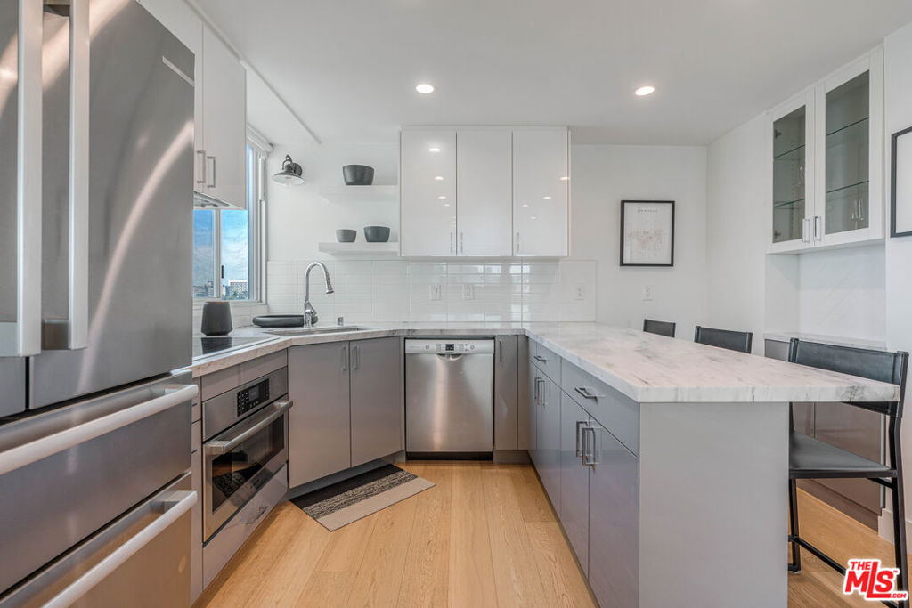 Residential for sale at 10501 Wilshire Boulevard 1012, Los Angeles CA featuring 1 bed and 1 bath