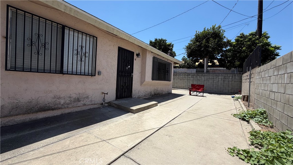 Residential Lease for rent at 303 N New Avenue B, Monterey Park, Los Angeles County, CA featuring 2 beds and 1 bath