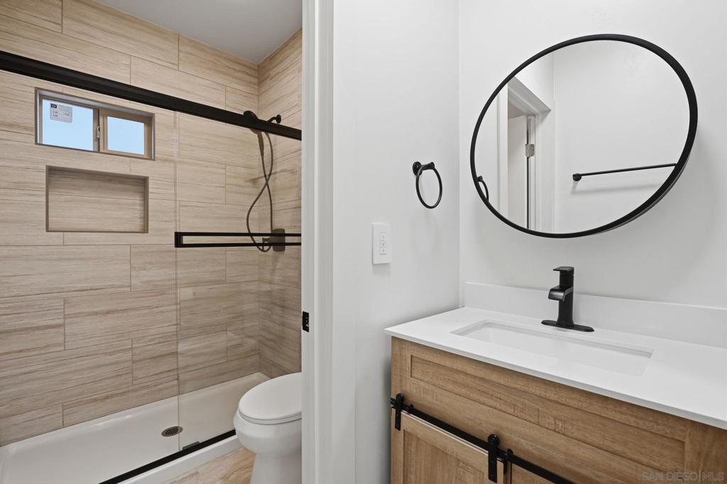 Residential Lease for rent at 568 Guava, Chula Vista CA featuring 2 beds and 1 bath