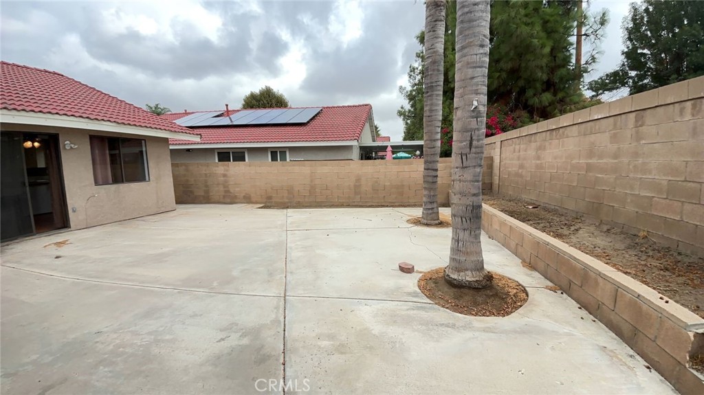 Residential Lease for rent at 560 Boston Street, Hemet CA featuring 3 beds and 2 baths
