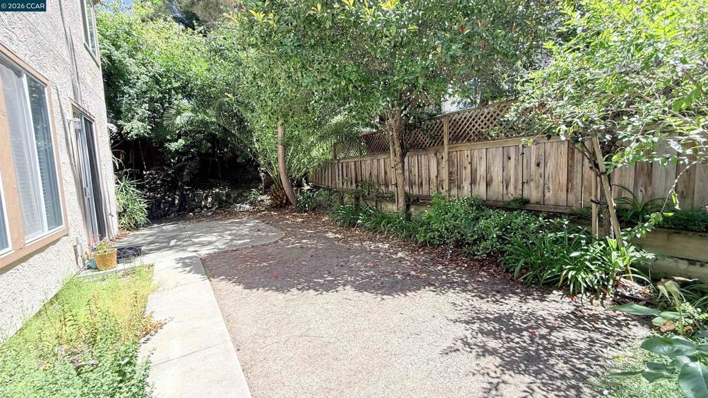 Single Family Residence for rent at 1023 Vista Pointe Cir, San Ramon, CA featuring 4 beds and 3 baths