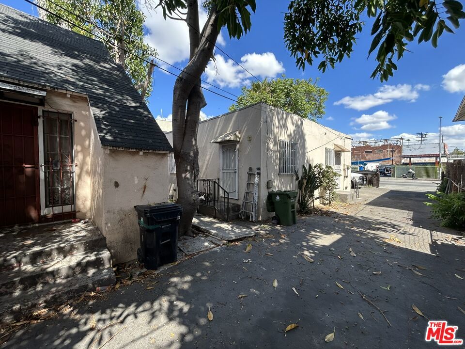 Residential Income for sale at 186 E Vernon Avenue, Los Angeles CA featuring 4 beds and 4 baths