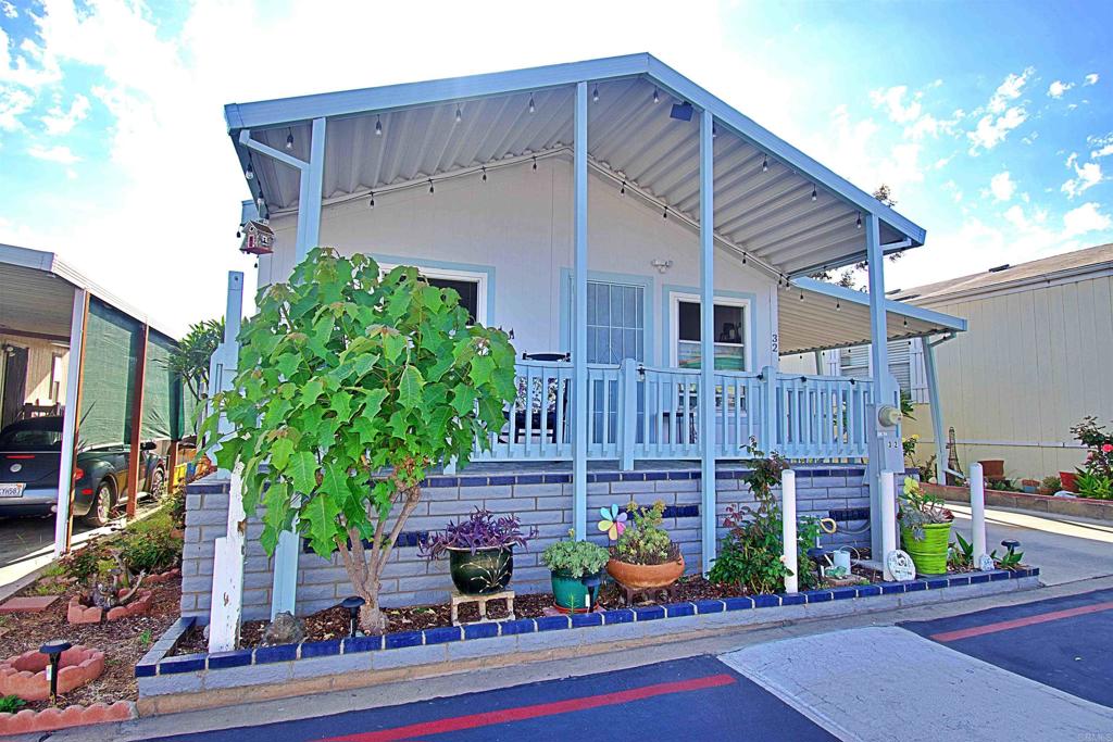 Manufactured In Park for sale at 2181 Avenida del Mexico 32, San Diego, CA featuring 2 beds and 2 baths
