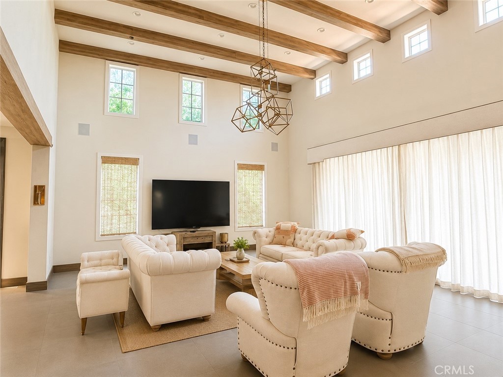 Residential Lease for rent at 119 Sunset Cove, Irvine CA featuring 4 beds and 5 baths
