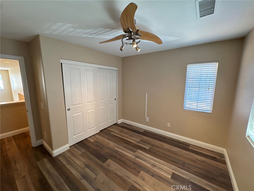 Single Family Residence for rent at 32023 Cottage Glen Drive, Lake Elsinore, CA featuring 5 beds and 4 baths