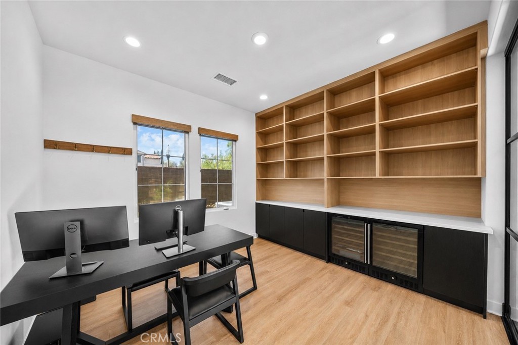 Residential Lease for rent at 129 Coldwater, Irvine CA featuring 5 beds and 6 baths