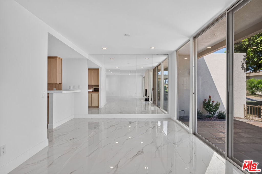 Condominium for rent at 75562 Camino De Plata, Indian Wells, CA featuring 3 beds and 3 baths