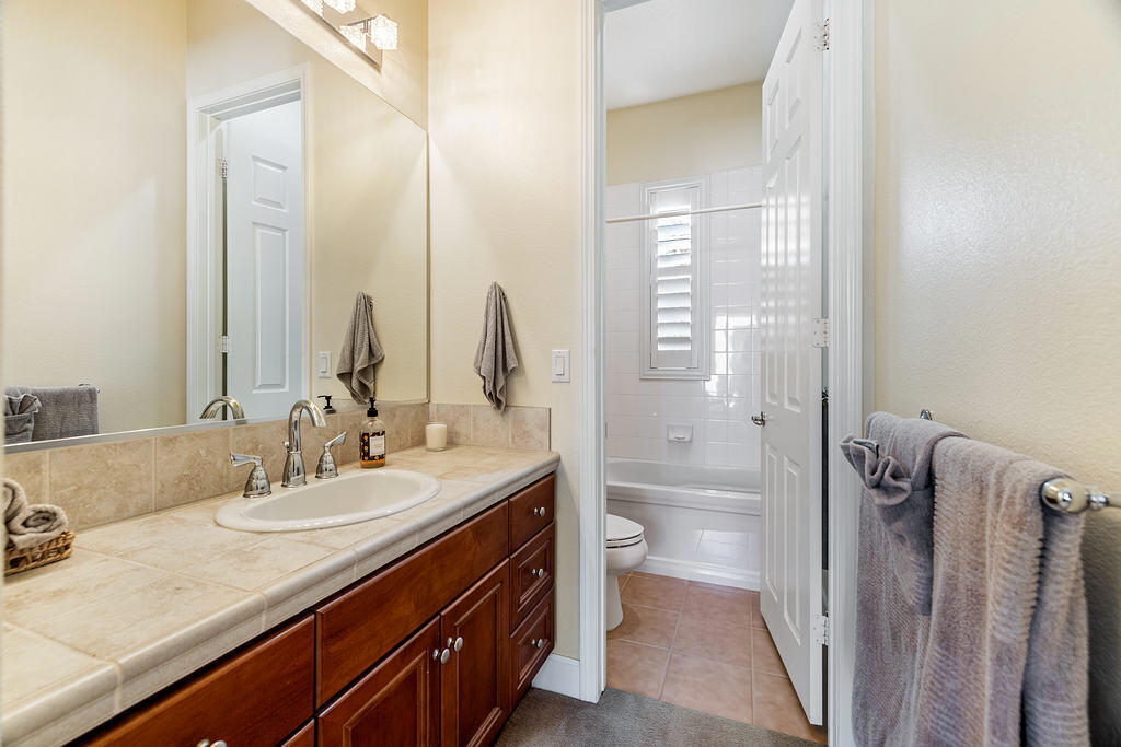 Single Family Residence for rent at 56825 Mountain, La Quinta, CA featuring 3 beds and 4 baths