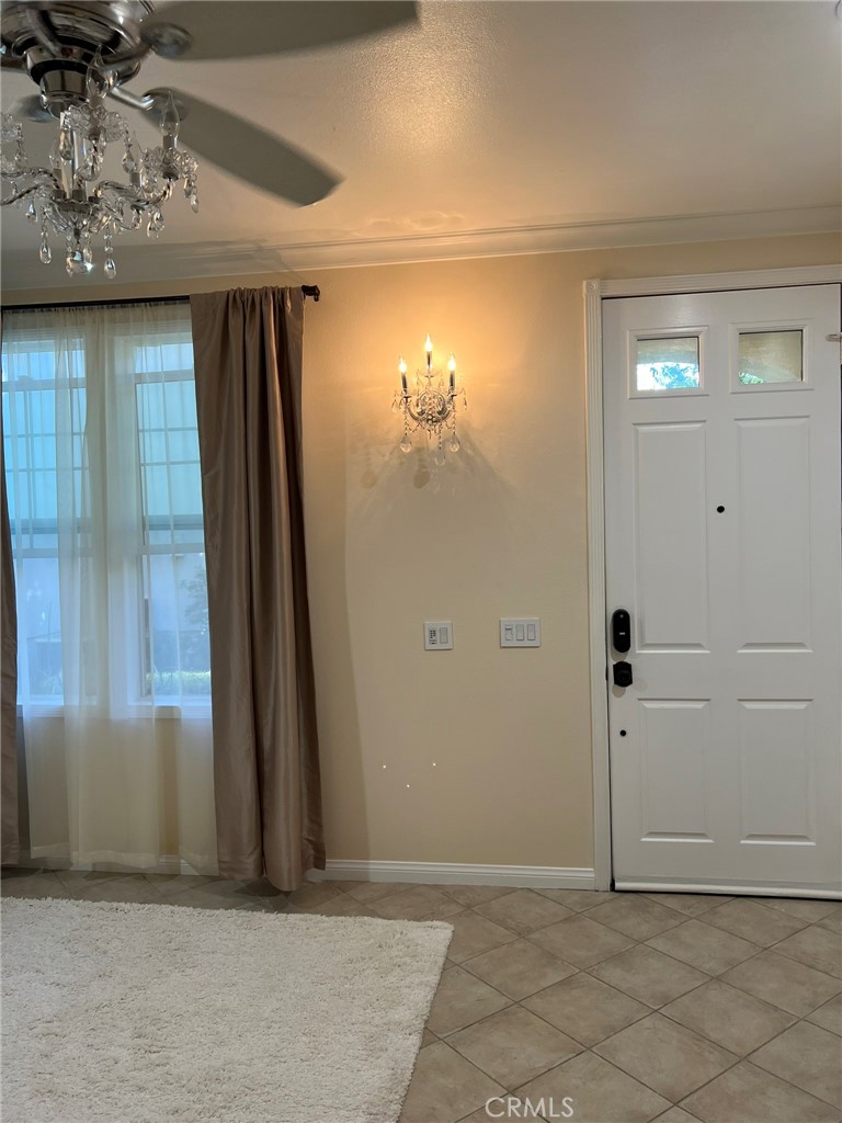 Residential Lease for rent at 41 Flowerbud, Irvine CA featuring 1 bed and 1 bath