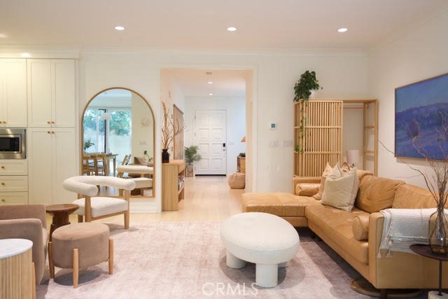 Residential Lease for rent at 101 Waterleaf, Irvine CA featuring 3 beds and 3 baths