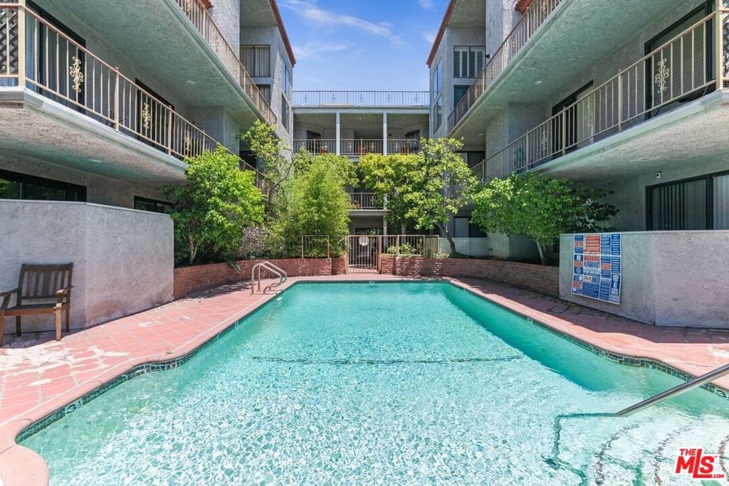 Residential for sale at 2031 S Bentley Avenue 107, Los Angeles CA featuring 2 beds and 3 baths
