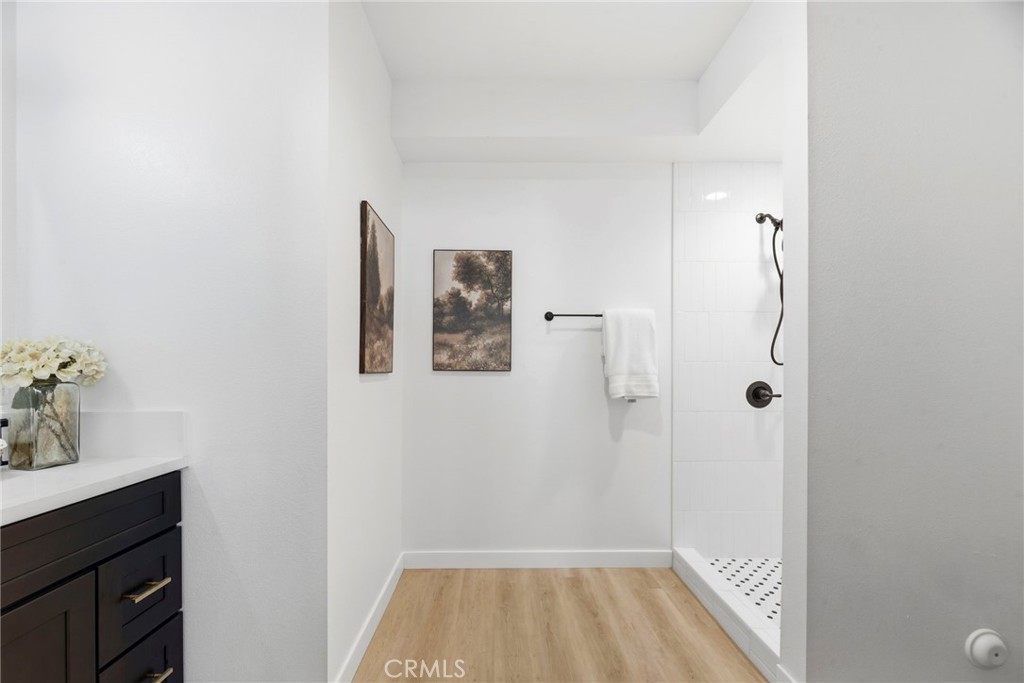 Residential for sale at 1189 Crehnshaw, Los Angeles CA featuring 8 beds and 8 baths