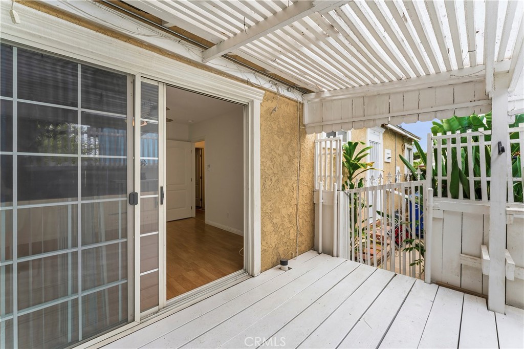 Residential for sale at 6513 Allston, Los Angeles CA featuring 3 beds and 2 baths