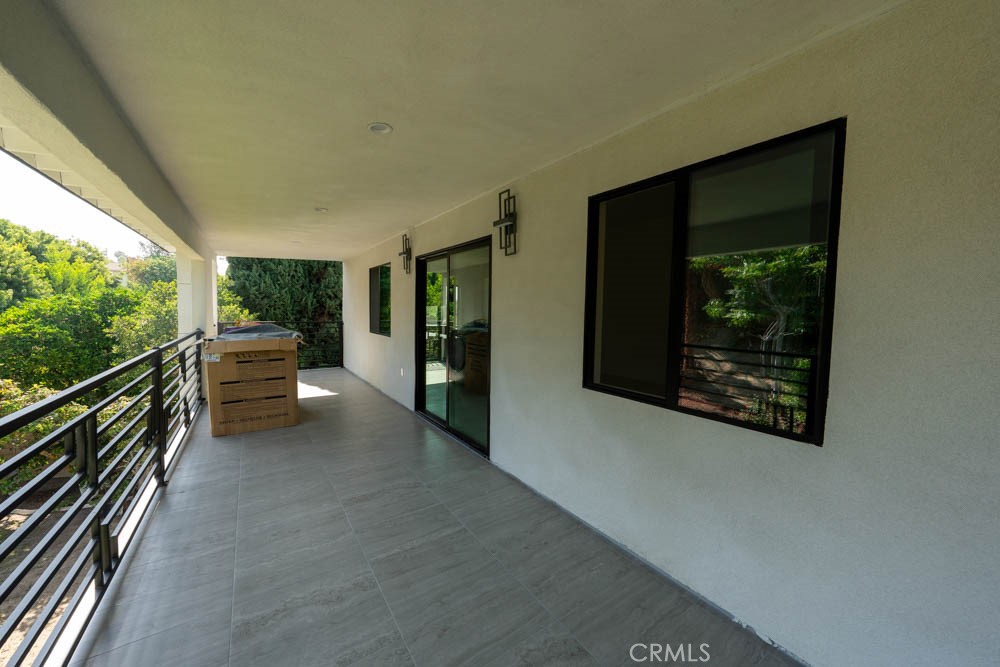 Residential Lease for rent at 2217 Loma Verde Dr A, Fullerton, Orange County, CA featuring 1 bed and 3 baths