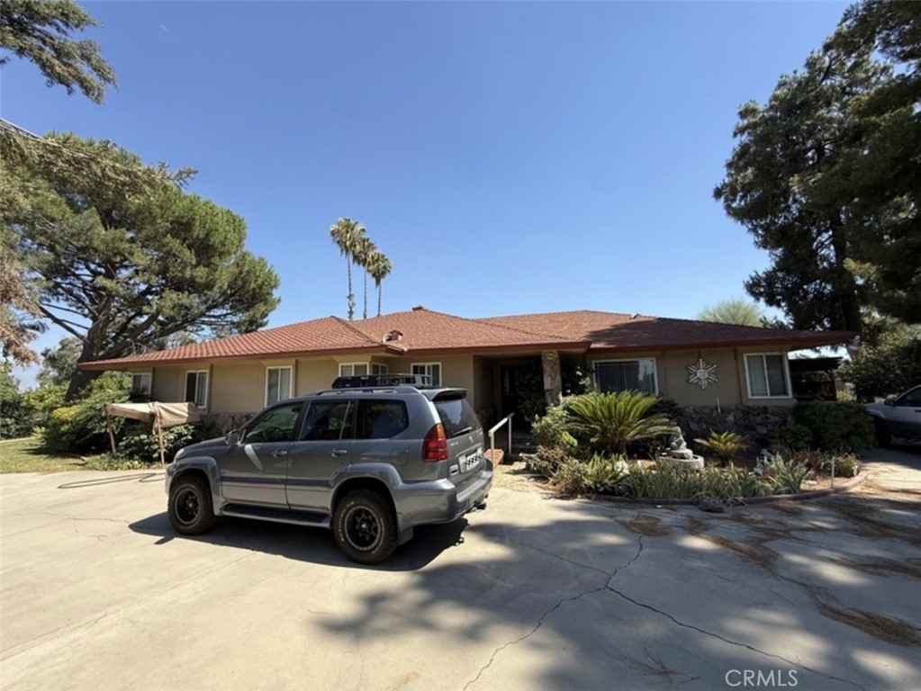 Residential for sale at 7701 Reynolds, Bakersfield CA featuring 4 beds and 3 baths