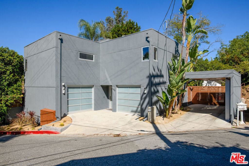 Residential for sale at 6830 Cahuenga Park Trail, Los Angeles CA featuring 3 beds and 3 baths