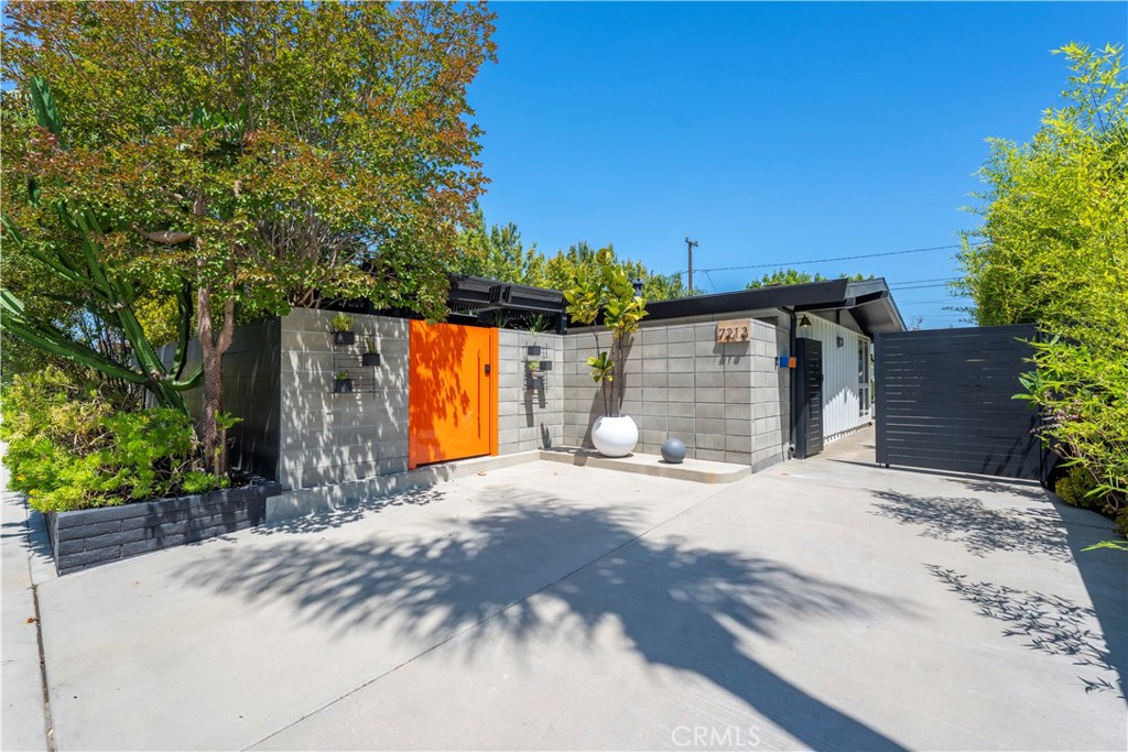 Single Family Residence for sale at 7213 E Lanai, Long Beach, CA featuring 4 beds and 2 baths