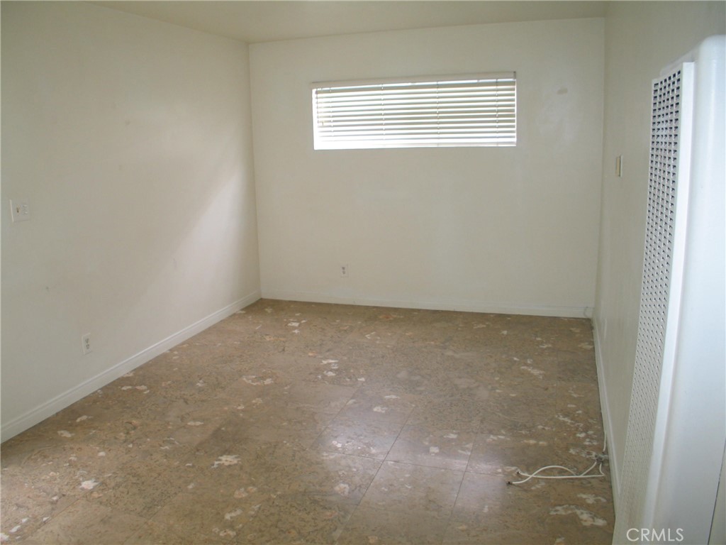 Residential Lease for rent at 112 1/2 Pearl, Newport Beach, Orange County, CA featuring 1 bed and 1 bath