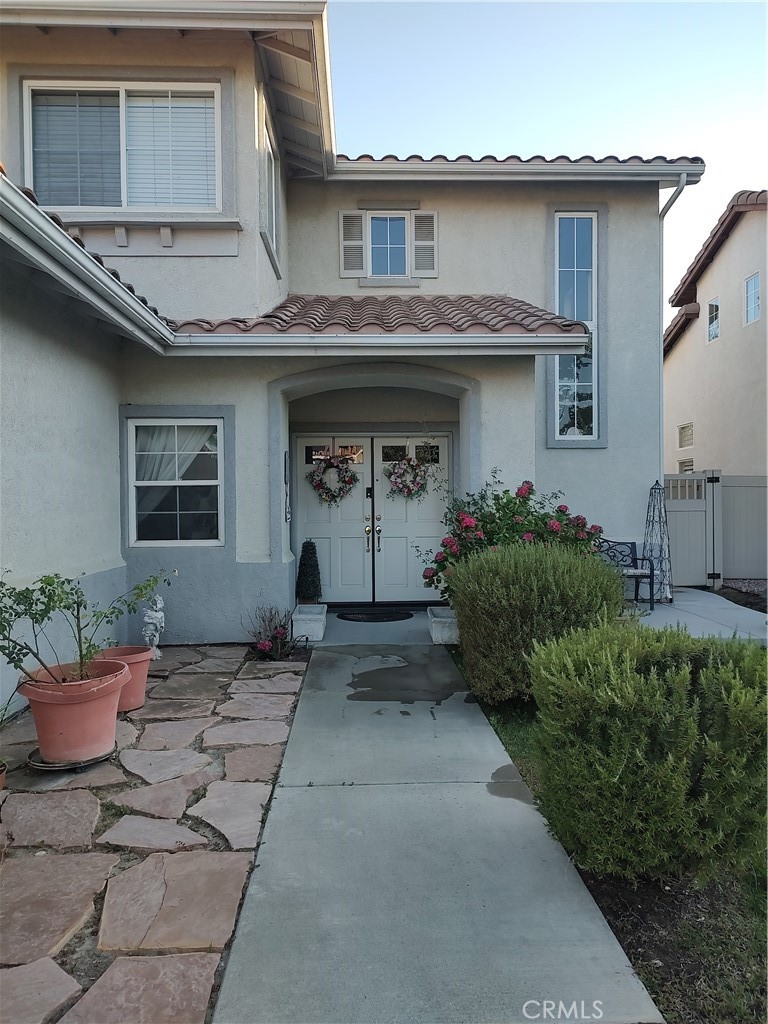 Single Family Residence for rent at 41849 Corte Valentine, Temecula, CA featuring 4 beds and 3 baths