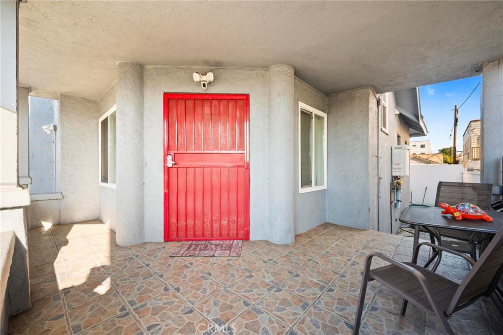 Residential for sale at 2970 W 11th, Los Angeles CA featuring 9 beds and 6 baths