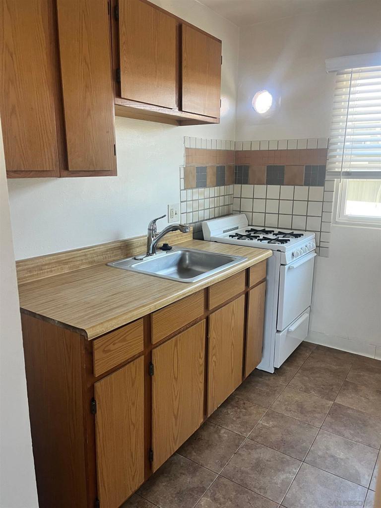 Residential Lease for rent at 1604 Pacific Beach Drive 1604, San Diego CA and 1 bath