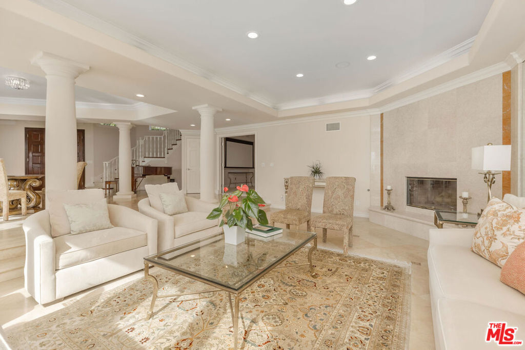 Residential for sale at 1922 Bel Air Road, Los Angeles CA featuring 6 beds and 7 baths