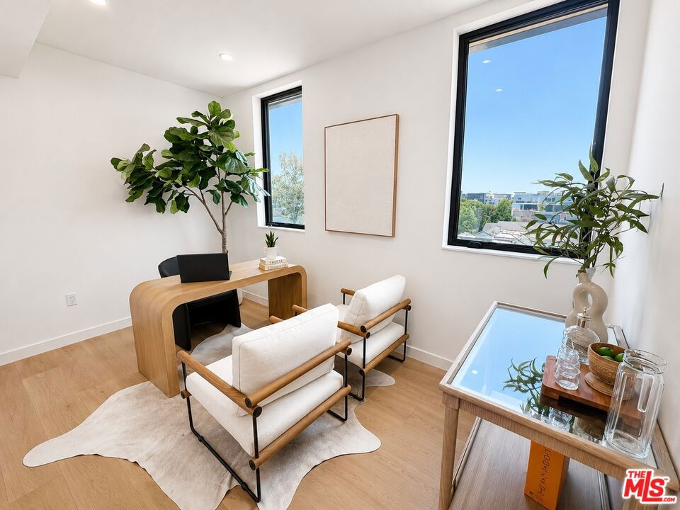 Residential Lease for rent at 1257 N Detroit Street 401, West Hollywood, Los Angeles County, CA featuring 2 beds and 3 baths