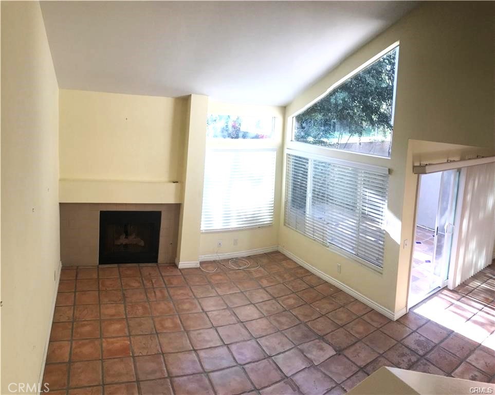 Residential Lease for rent at 156 Stanford Court 78, Irvine, Orange County, CA featuring 2 beds and 2 baths