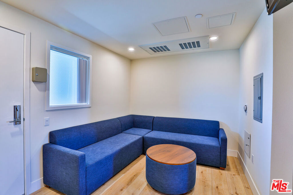 Residential Income for sale at 1073 Exposition Boulevard, Los Angeles, CA featuring 44 beds and 44 baths
