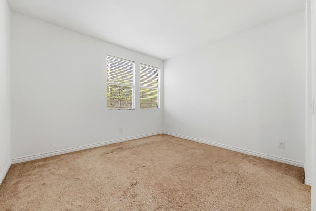 Residential Lease for rent at 680 Camino De La Reina 2201, San Diego, San Diego County CA featuring 2 beds and 2 baths