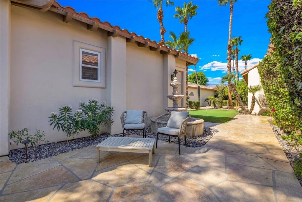 Single Family Residence for rent at 79953 Rancho La Quinta Drive, La Quinta, CA featuring 4 beds and 5 baths