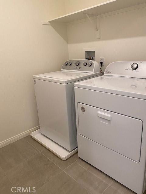 Single Family Residence for rent at 934 Helena Ridge, Lake Elsinore, CA featuring 3 beds and 3 baths