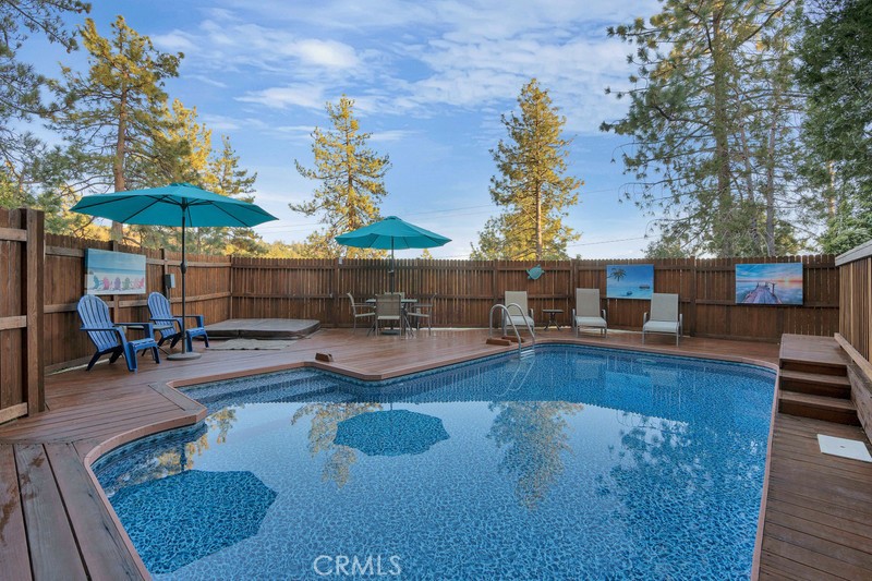 Active for sale at Idyllwild, CA, Idyllwild, CA CA and 3 baths