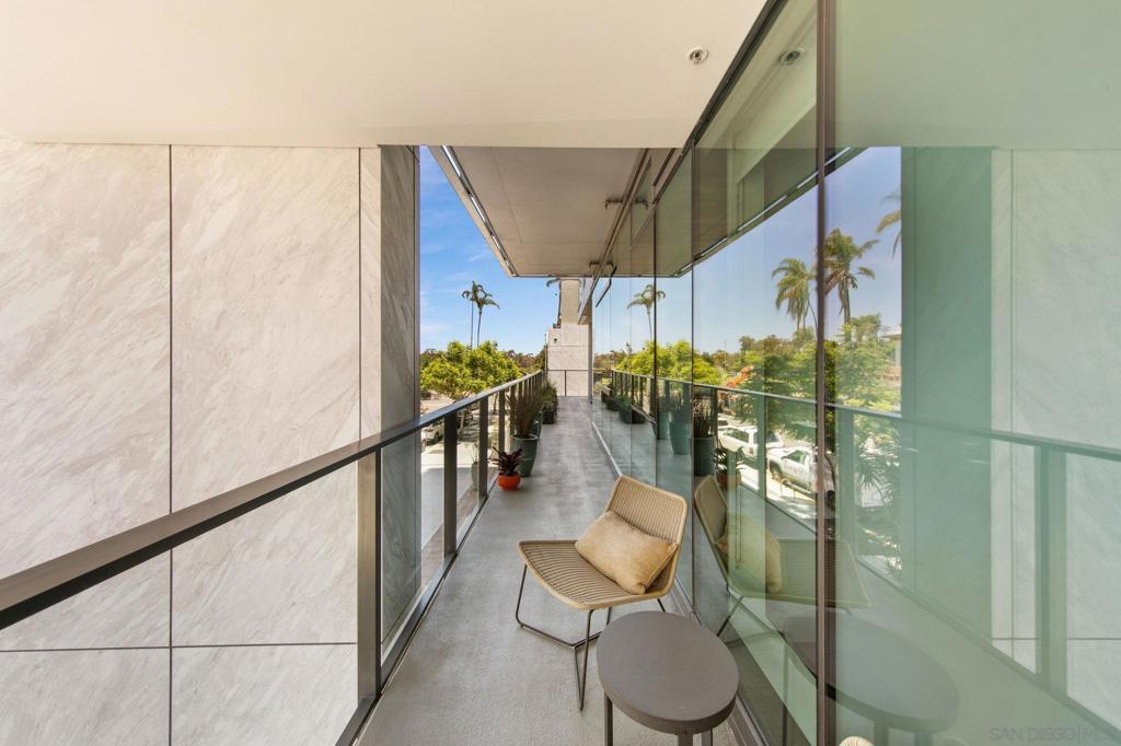 Condominium for sale at 2855 5Th 202, San Diego, CA featuring 2 beds and 3 baths