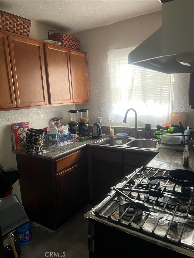 Quadruplex for sale at 4301 Woodlawn, Los Angeles, CA